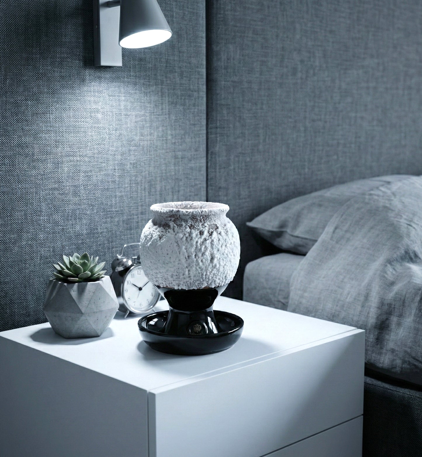 SALSAMED Salt Goblet – Midnight (glazed)